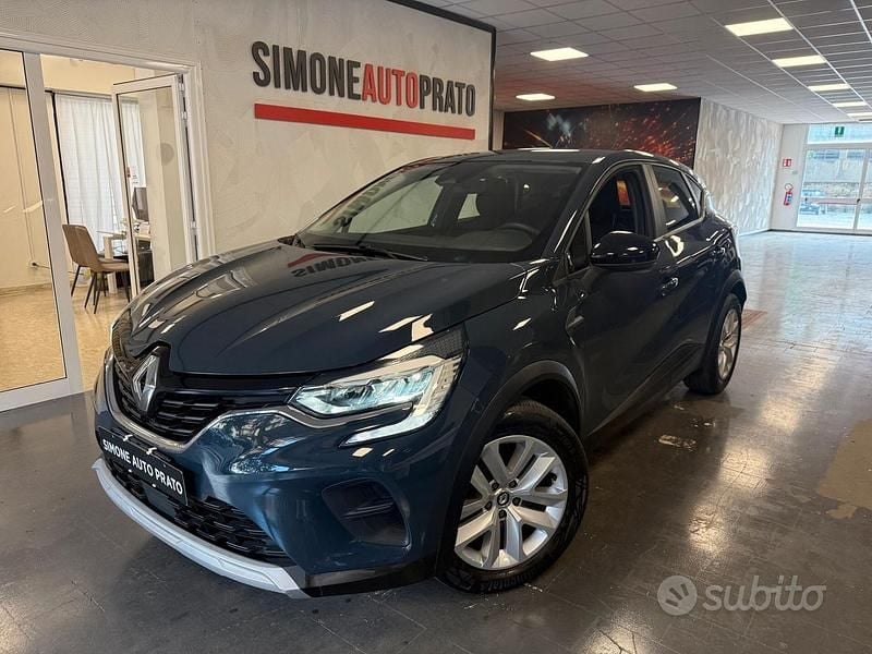 Usata Renault Captur Techno 101 CV (74 kW) 2023 Grigio SUV