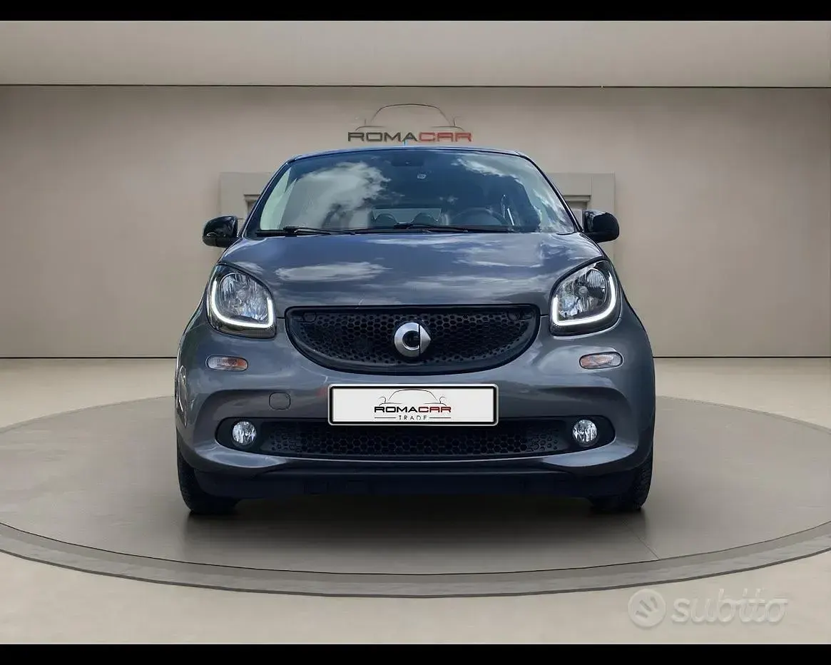 Usata Smart ForFour Prime 71 CV (52 kW) 2018 Grigio Utilitaria