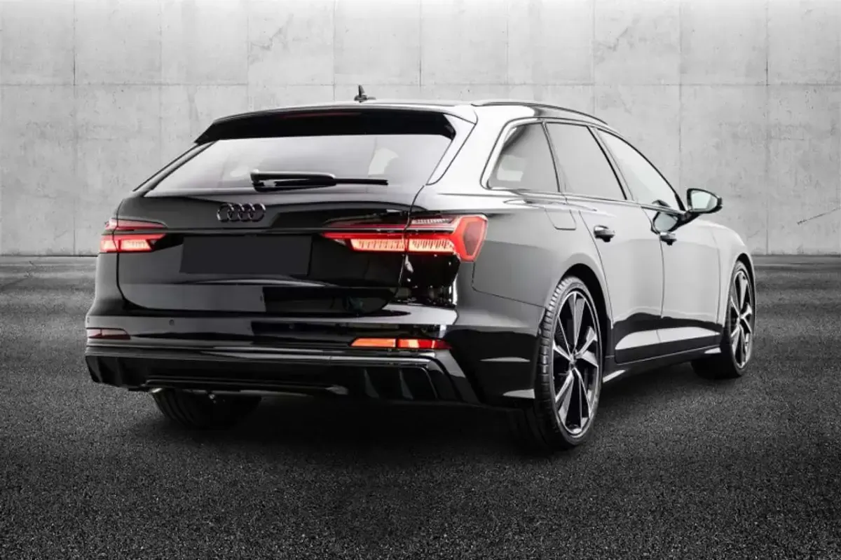 Usata Audi S6 344 CV (253 kW) 2024 Nero Station wagon