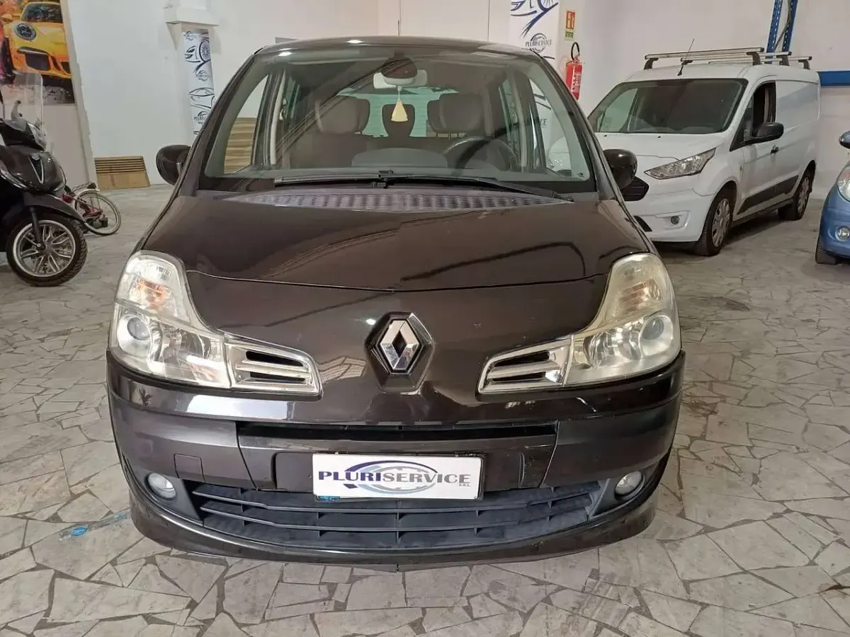 Usata Renault Grand Modus 101 CV (74 kW) 2010 Nero Monovolume