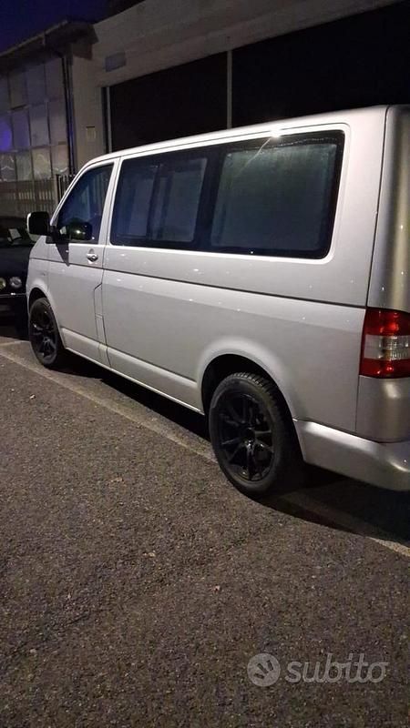 Usata VW Transporter 131 CV (96 kW) 2009 Grigio Furgone