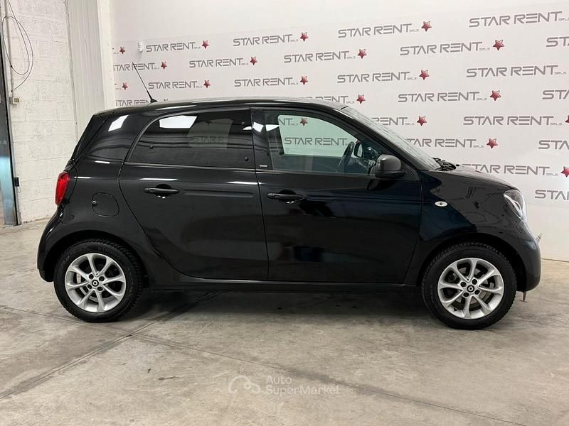 Usata Smart ForFour Passion 71 CV (52 kW) 2017 Nero Utilitaria