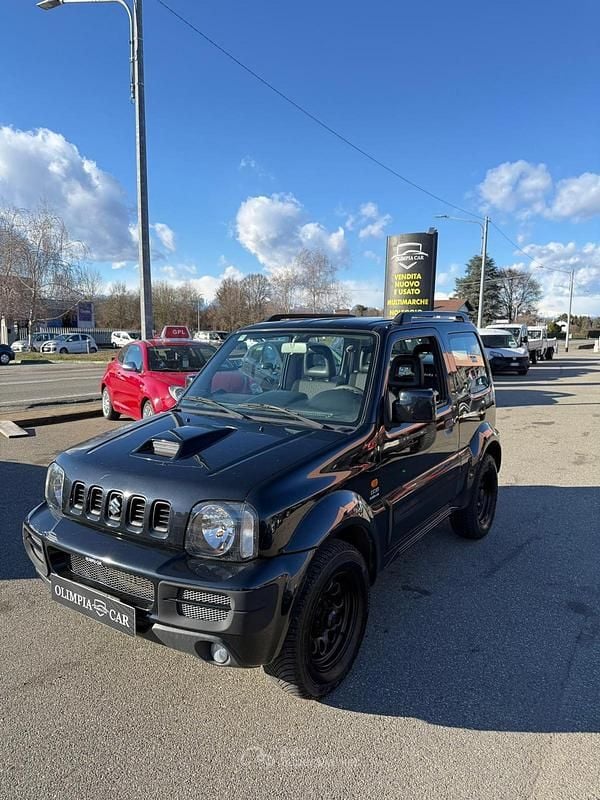 Usata Suzuki Jimny 86 CV (63 kW) 2009 Nero SUV