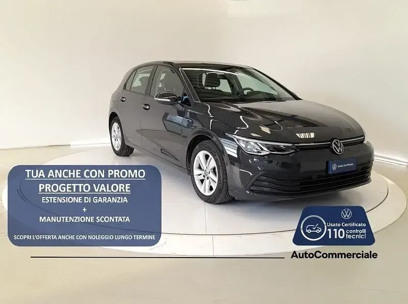 Usata VW Golf VIII Life 116 CV (85 kW) 2023