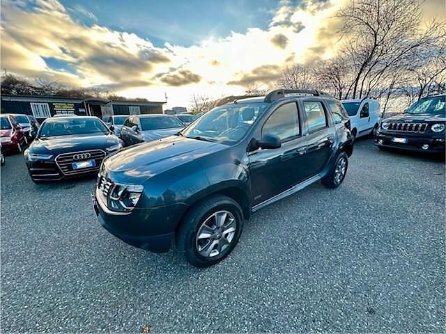 Usata Dacia Duster Lauréate 110 CV (80 kW) 2016 Verde Station wagon