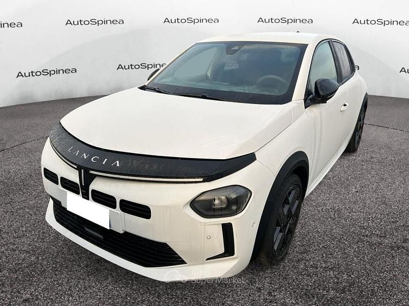 Usata Lancia Ypsilon 101 CV (74 kW) 2024 Bianco Utilitaria