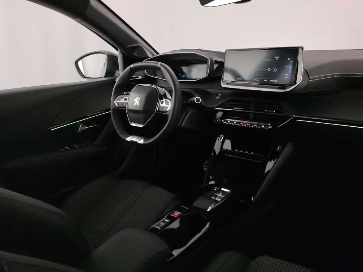 Usata Peugeot 208 GTi 56 kW (77 CV) 2023 Blu vertigo Utilitaria