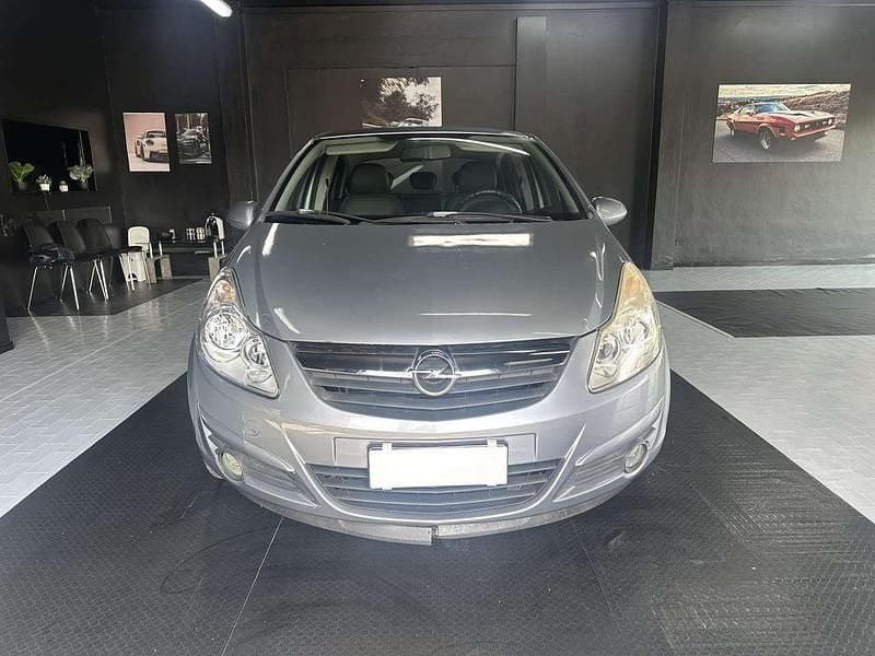 Usata Opel Corsa Cosmo 80 CV (58 kW) 2007 Grigio Utilitaria