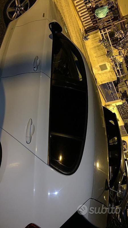 Usata BMW 116 116 CV (85 kW) 2010 Bianco Utilitaria