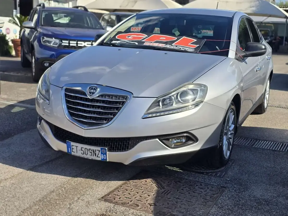 Usata Lancia Delta 120 CV (88 kW) 2012 Other Utilitaria