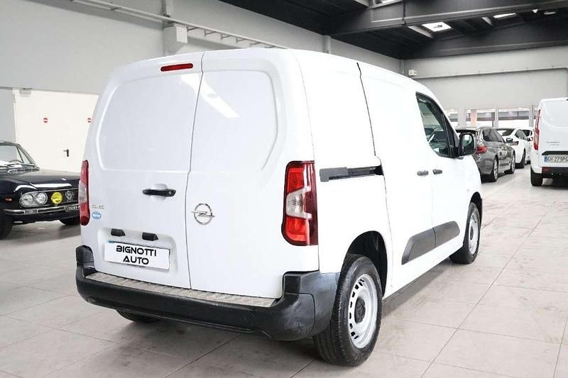 Usata Opel Combo Edition 102 CV (75 kW) 2023 Bianco Monovolume