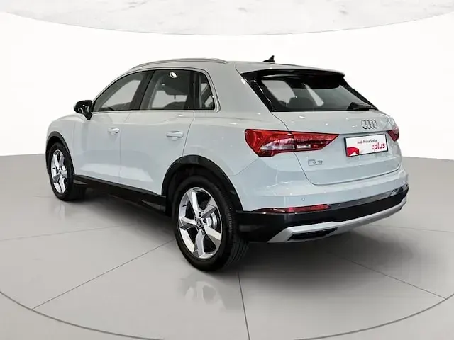 Usata Audi Q3 Advanced 150 CV (110 kW) 2021 Bianco ghiacciaio metallizzato SUV