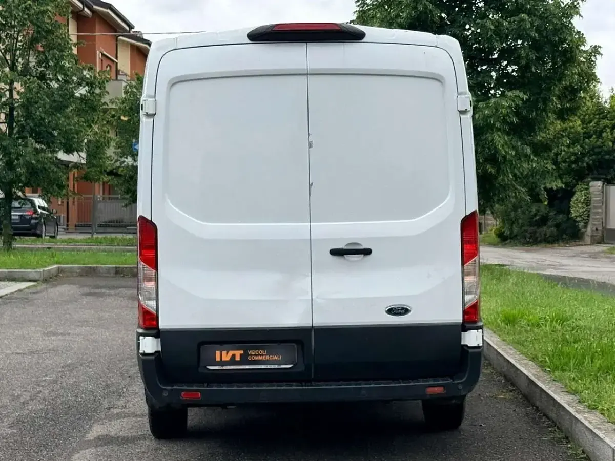 Usata Ford Transit 131 CV (96 kW) 2019 Bianco Furgone