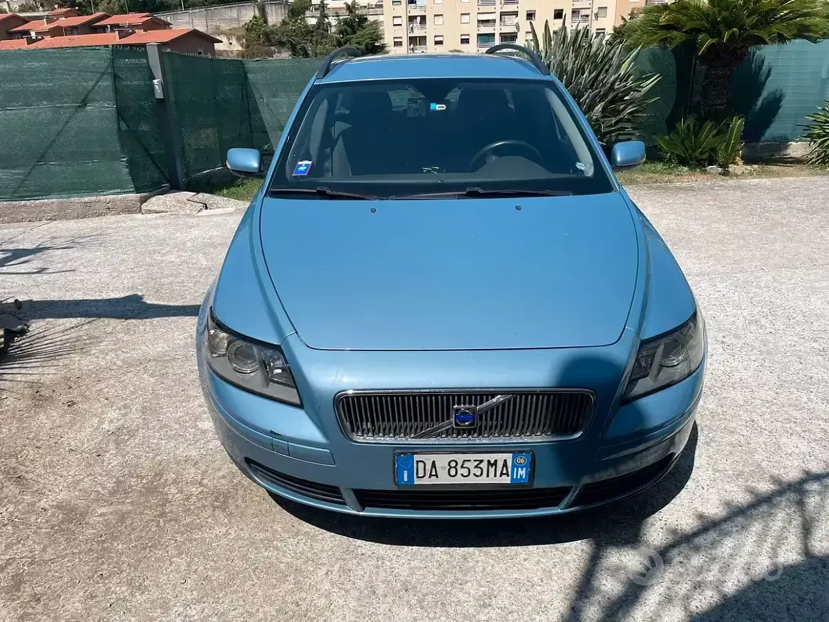 Usata Volvo V50 136 CV (100 kW) 2006 Bluazzurro Station wagon