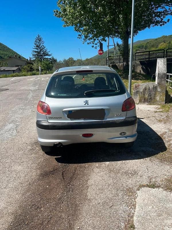 Usata Peugeot 206 2003 Grigio Utilitaria
