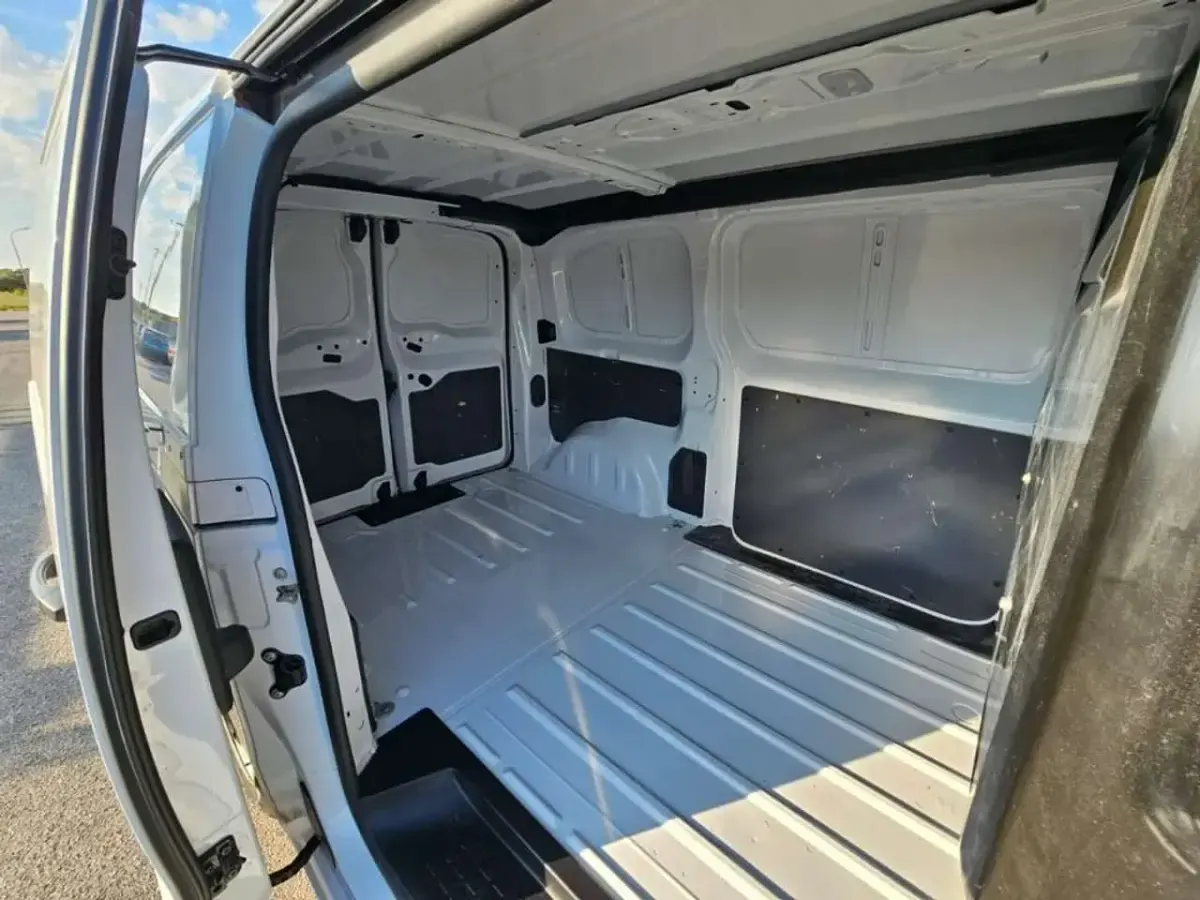 Usata Opel Vivaro Enjoy 120 CV (88 kW) 2020 Bianco Monovolume