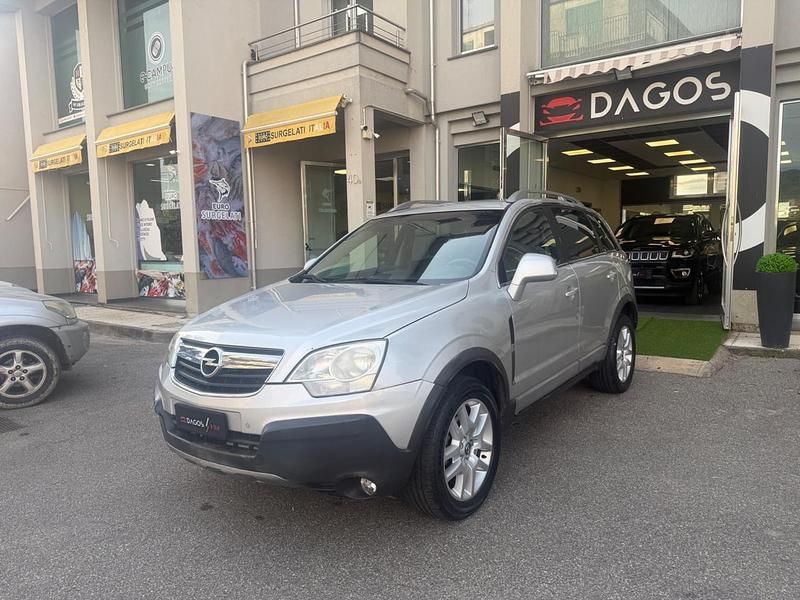Usata Opel Antara Edition+ 127 CV (93 kW) 2009 Argento SUV