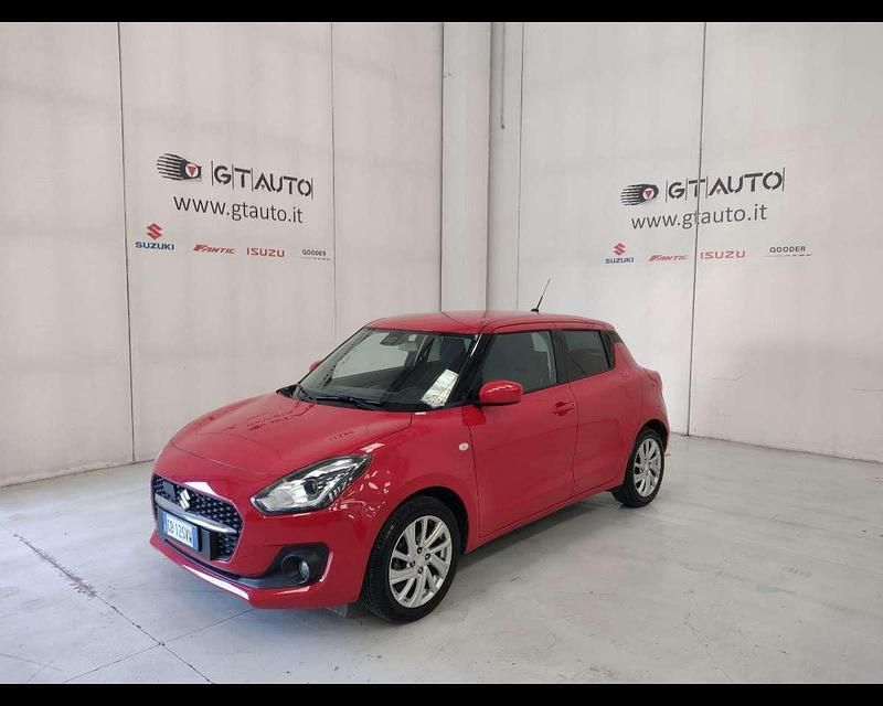 Usata Suzuki Swift Cool 83 CV (61 kW) 2020 Rosso Utilitaria