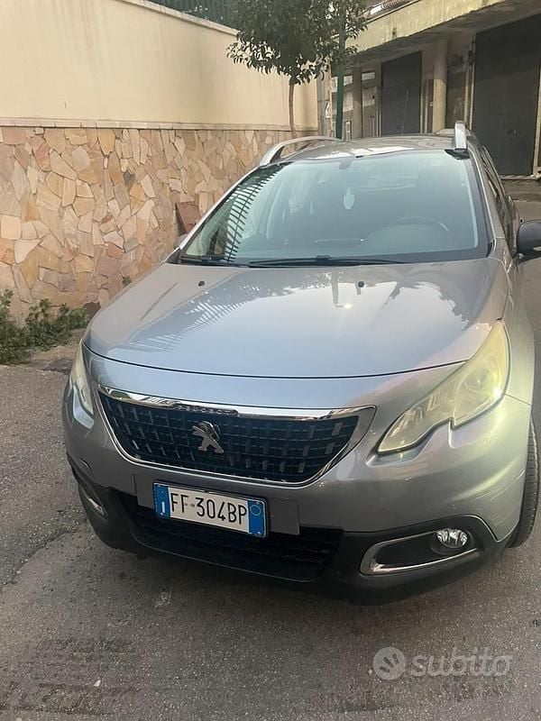 Usata Peugeot 2008 2016 Grigio SUV