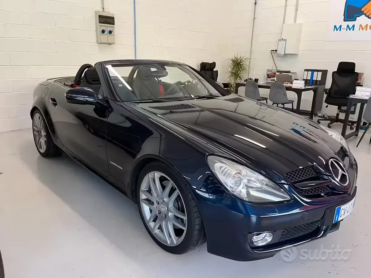 Usata Mercedes SLK200 184 CV (135 kW) 2008 Blu Cabrio