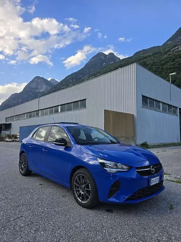 Usata Opel Corsa Edition 101 CV (74 kW) 2023 Bluazzurro Utilitaria