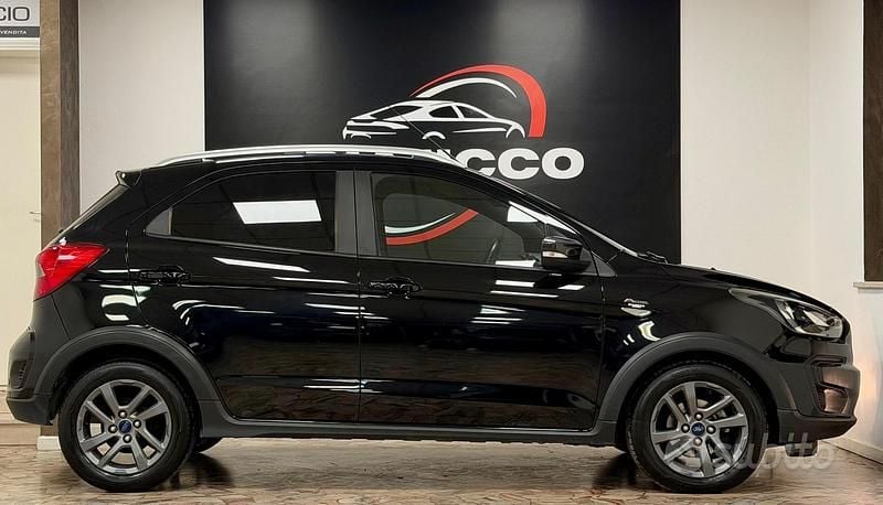 Usata Ford Ka Active 95 CV (69 kW) 2018 Nero Berlina