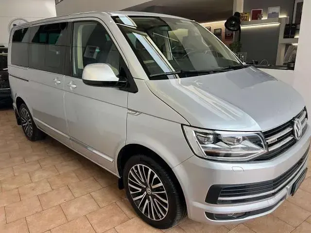 Usata VW Multivan 199 CV (146 kW) 2019 Argento Monovolume