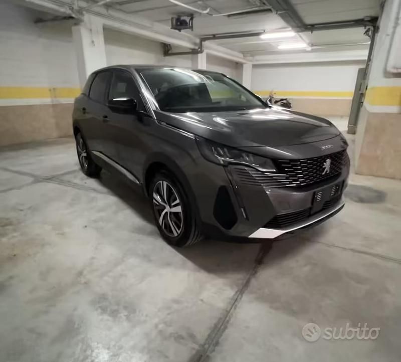 Usata Peugeot 3008 131 CV (96 kW) 2023 Grigio SUV
