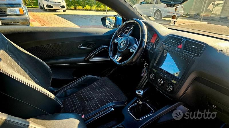 Begagnad VW Scirocco 160 HK (117 kW) 2010 Blå Sportkupé