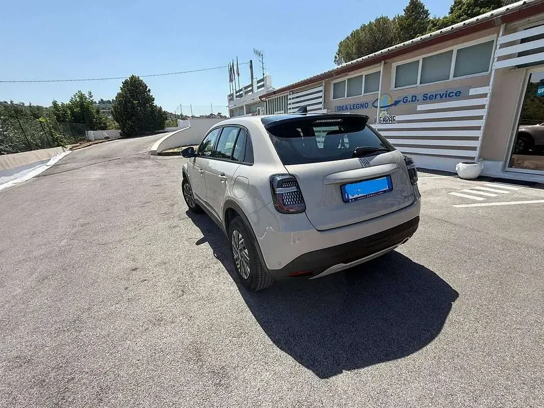 Usata Fiat 600 101 CV (74 kW) 2025 SUV