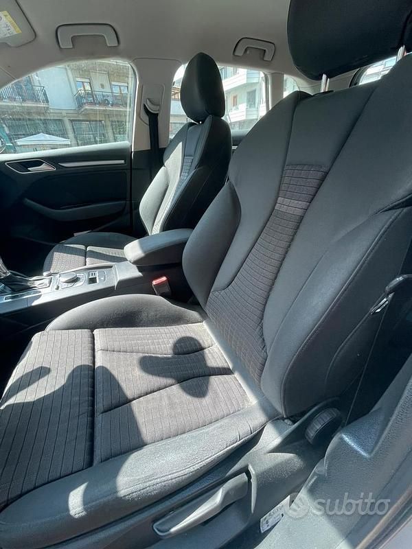Usata Audi A3 Ambition 102 CV (75 kW) 2014 Grigio Berlina