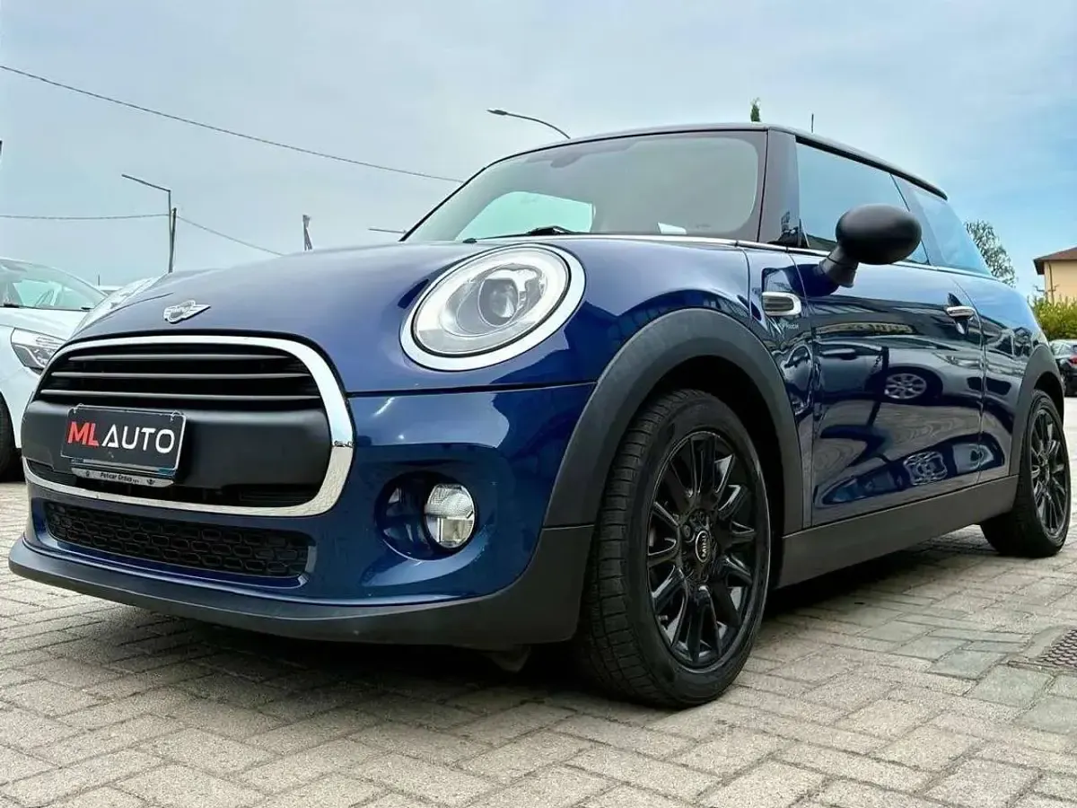 Usata Mini One D Hype 95 CV (69 kW) 2016 Blu/azzurro Utilitaria