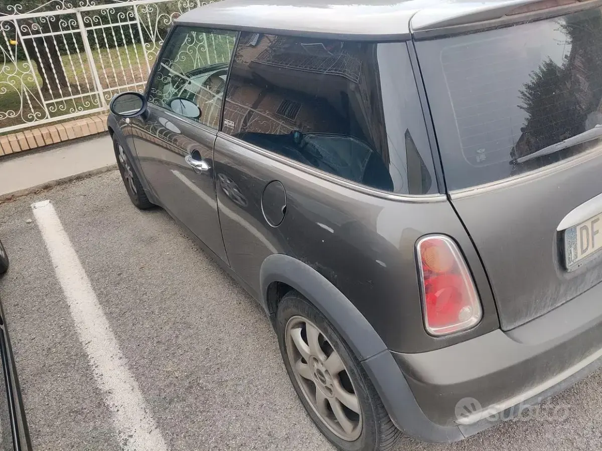 Usata Mini Cooper Coupé 116 CV (85 kW) 2006 Coupé