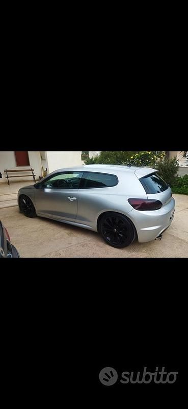 Usata VW Scirocco 140 CV (102 kW) 2009 Grigio Coupé