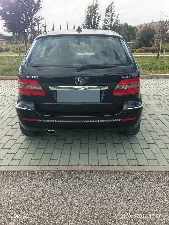 Usata Mercedes B180 Chrome 109 CV (80 kW) 2008 Nero Monovolume