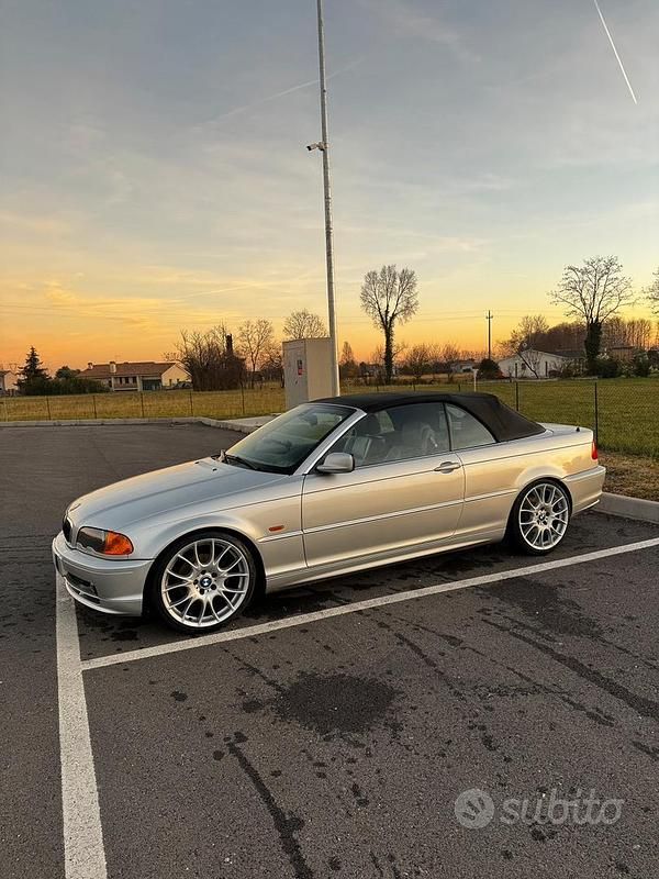 Grigio Usata 2001 BMW 325 Cabriolet Sport Line Cabrio | 10.900 € - Immagine 1/4