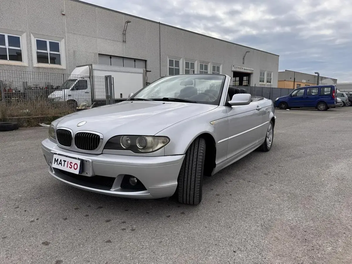 Usata BMW 320 Cabriolet 170 CV (125 kW) 2003 Argento Cabrio