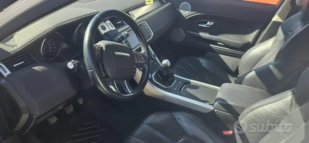 Usata Land Rover Range Rover evoque Pure 150 CV (110 kW) 2011 Bianco SUV