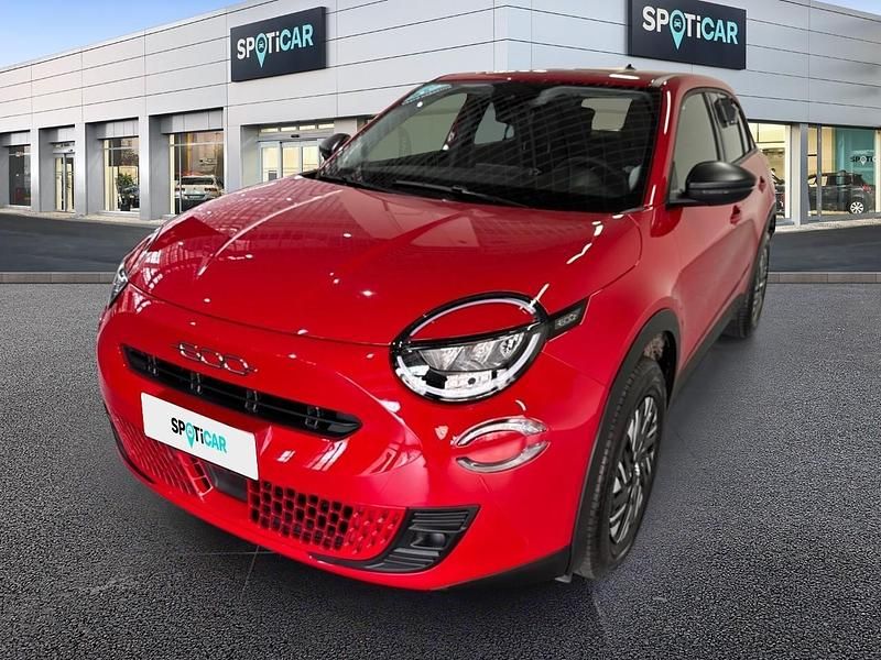 Usata Fiat 600 101 CV (74 kW) 2024 Rosso SUV
