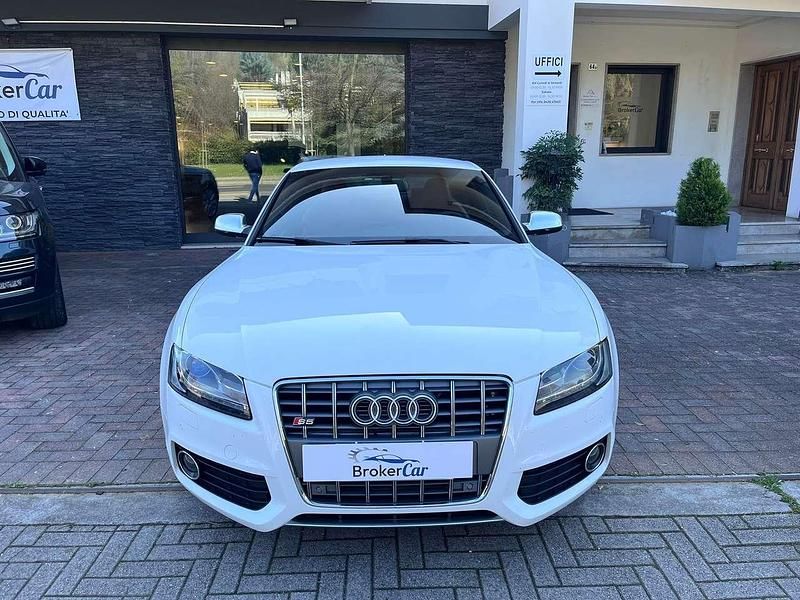 Usata Audi A5 Ambiente 354 CV (260 kW) 2010 Bianco Coupé