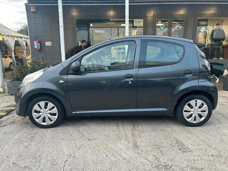 Usata Citroën C1 68 CV (50 kW) 2010 Grigio Utilitaria