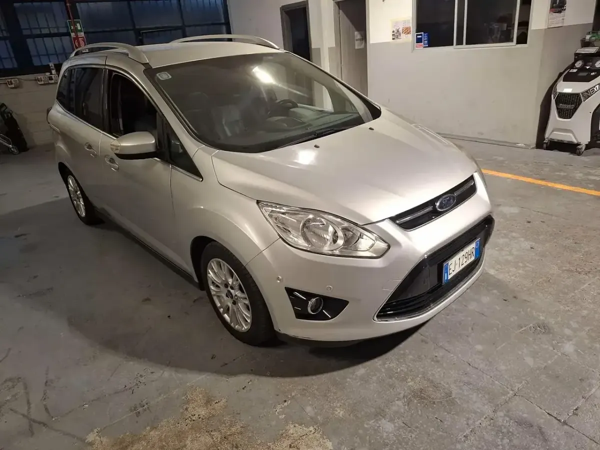 Usata Ford C-MAX Titanium 125 CV (91 kW) 2011 Grigio Monovolume