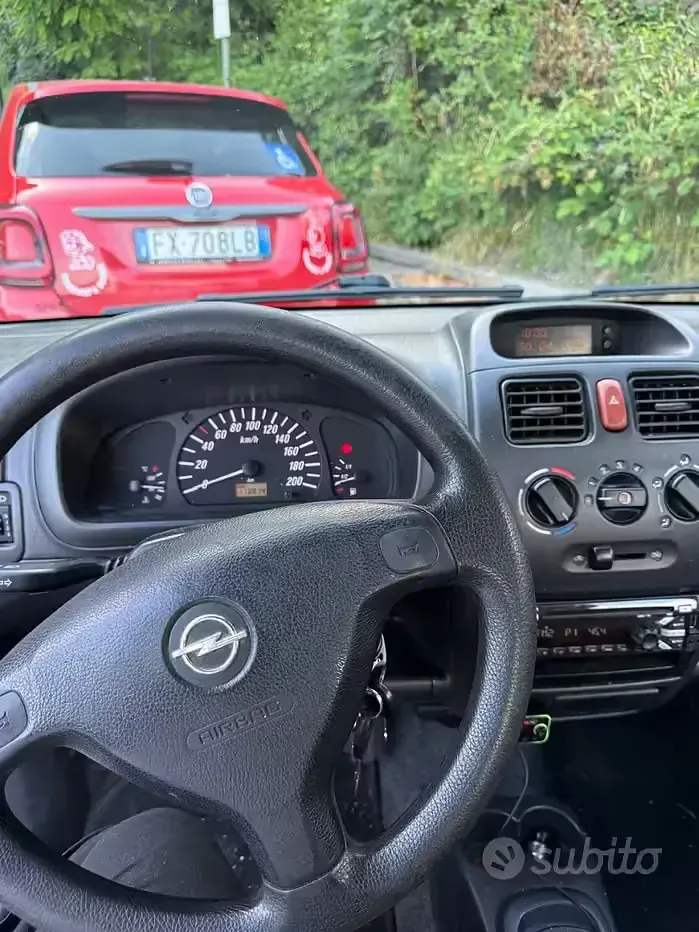 Usata Opel Agila 75 CV (55 kW) 2004 Grigio Monovolume