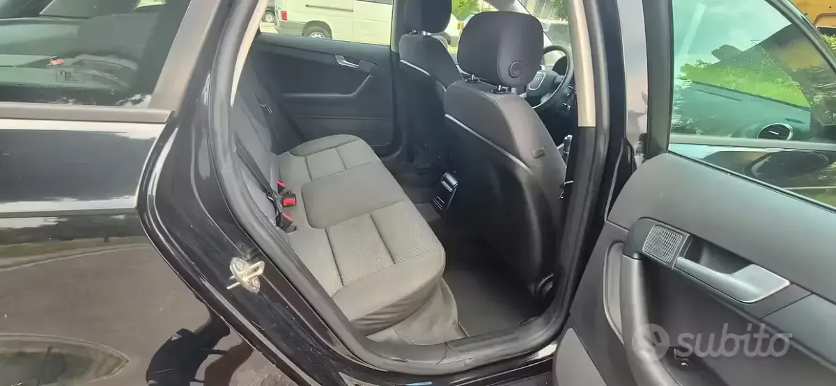 Usata Audi A3 90 CV (66 kW) 2012 Nero Utilitaria