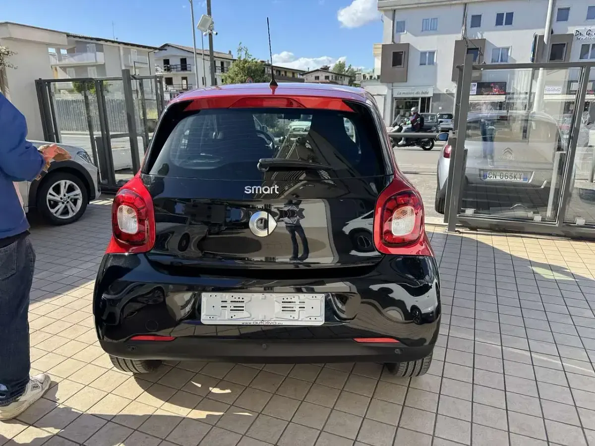 Usata Smart ForFour Passion 71 CV (52 kW) 2017 Other Utilitaria