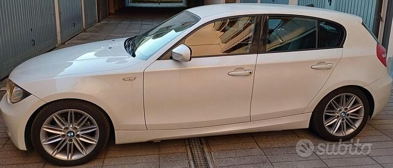 Usata BMW 116 Comfort Edition 116 CV (85 kW) 2010 Bianco Utilitaria