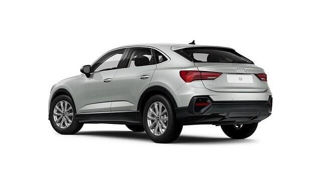 Usata Audi Q3 Sportback Business Plus 150 CV (110 kW) 2022 Argento rugiada metallizzato SUV