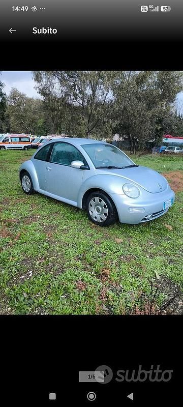 Usata VW New Beetle 102 CV (75 kW) 2005 Grigio Utilitaria
