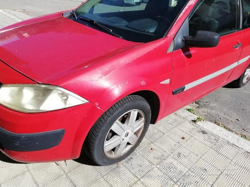 Usata Renault Mégane II 82 CV (60 kW) 2003 Rosso Berlina