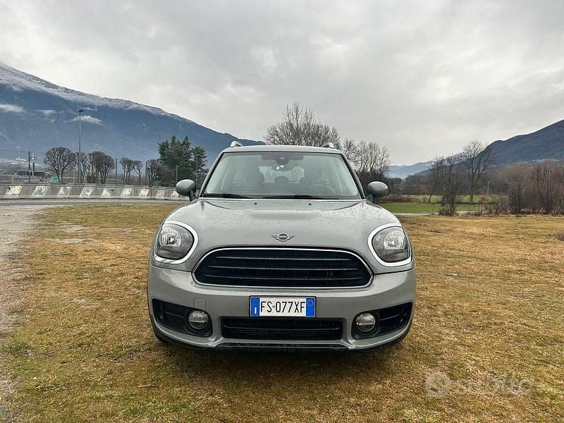 Usata Mini Countryman 101 CV (74 kW) 2018 Grigio SUV